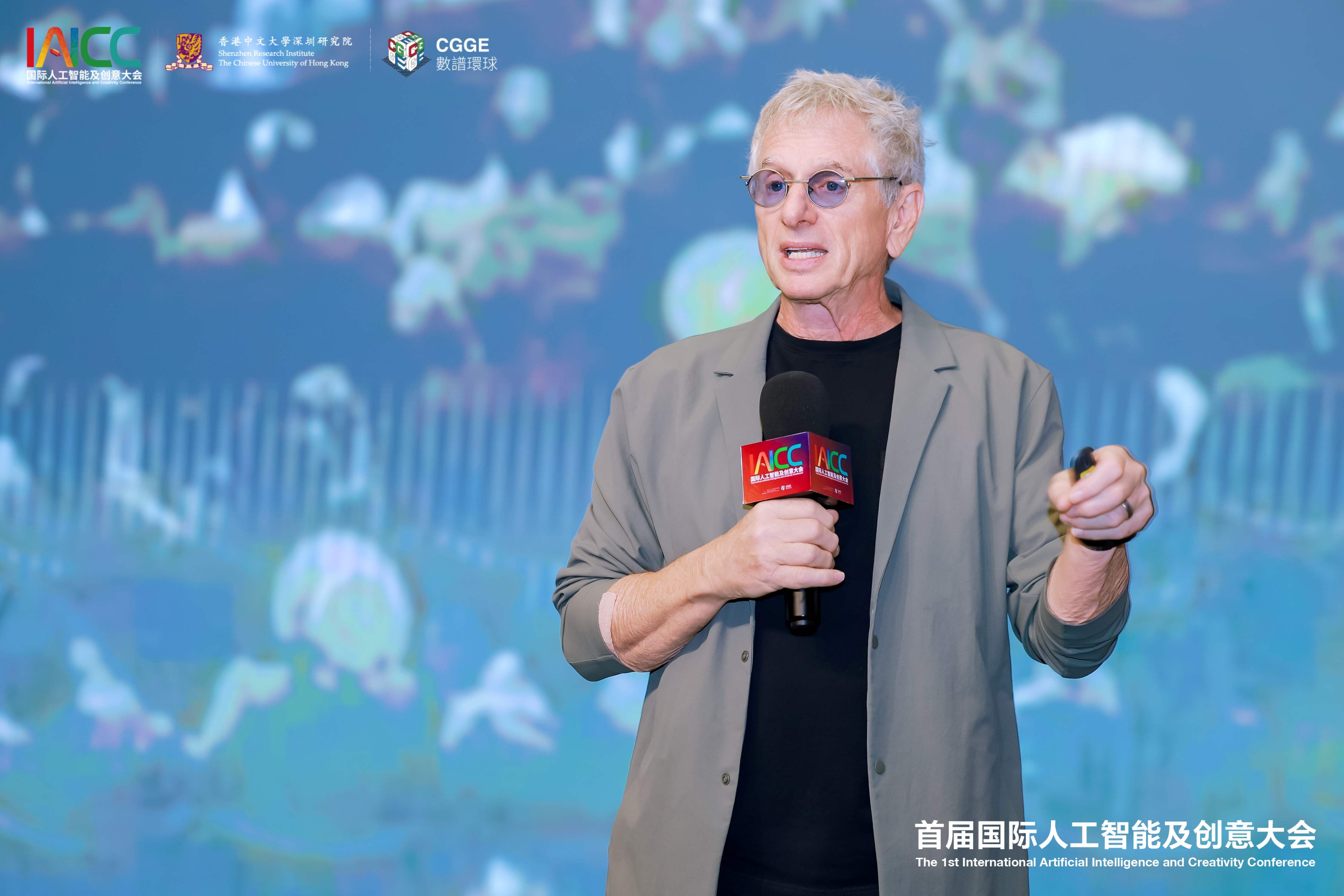 -Dr. Scott Ross进行主题演讲.jpg